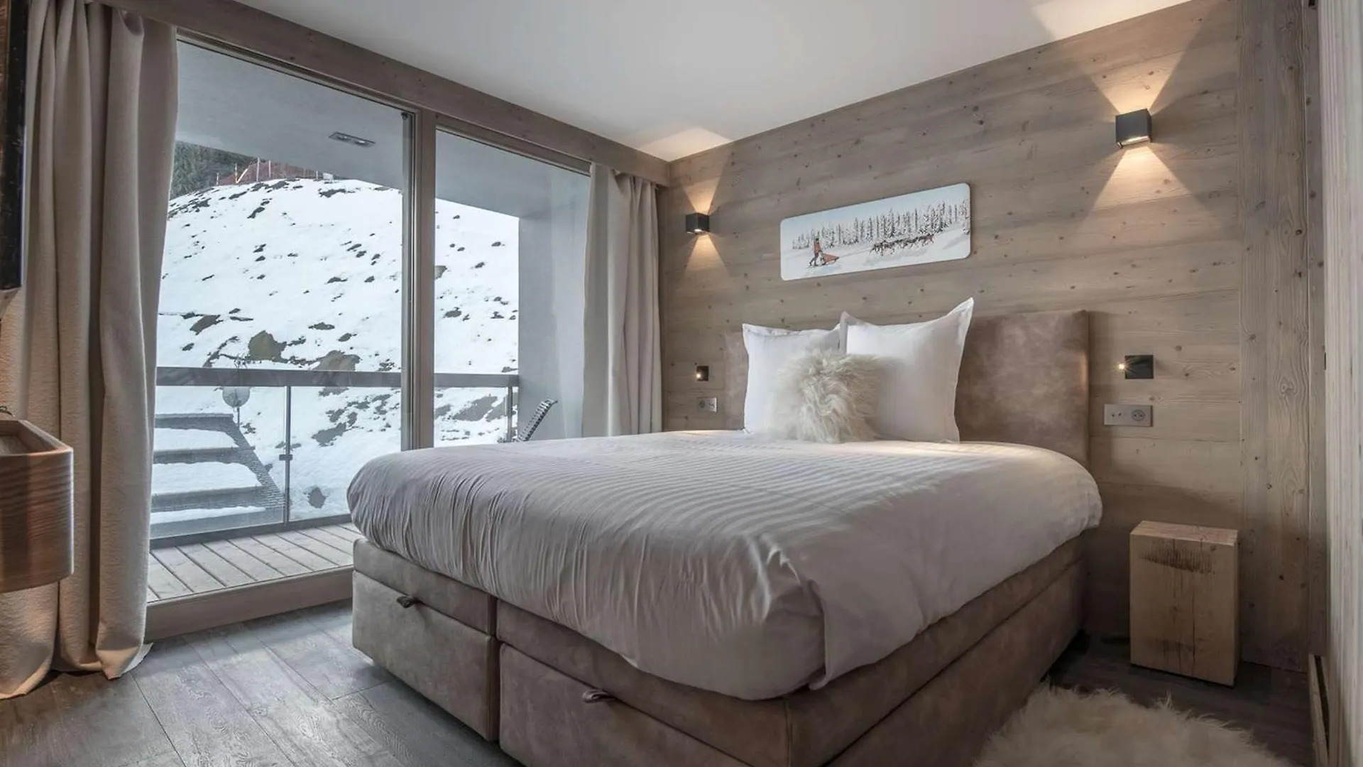 Appartement 76M², 6-7 Pers, Courchevel Village, Pied Des Pistes, Centre, Balcon, Spa, Parking, Wi-Fi. - Fr-1-631-202