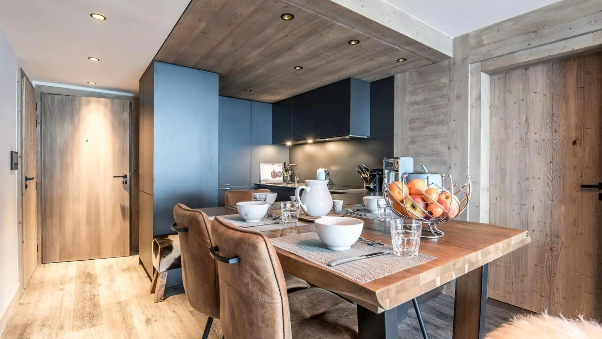 דירה Appartement 76M², 6-7 Pers, Courchevel Village, Pied Des Pistes, Centre, Balcon, Spa, Parking, Wi-Fi. - Fr-1-631-202